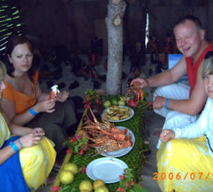 Lobster Essen am Strand