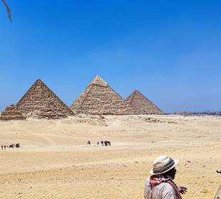 Ein Blick auf die Pyramiden