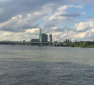 Severinsbrücke 