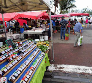 Rundgang über den Marché forain du Front de Mer