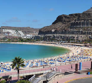 Erhöhter Blick zum Strand
