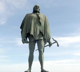 Guanchen Statuen. Bencomo