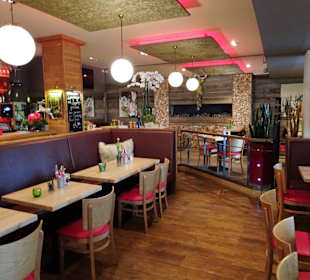 Blick in den Gastraum des Platzhirsch im Ostertor