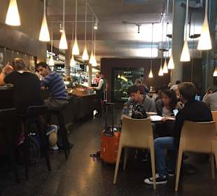 Restaurant im neuen Terminal