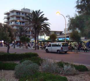 Uliczka przy promenadzie