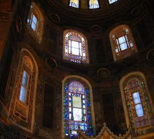 Innenraum über Altar