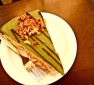 Pistazientorte im Fontanella Tea Garden