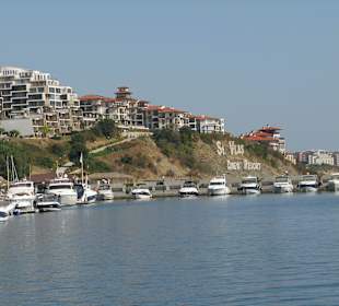 St. Vlas und Teil des Hafens