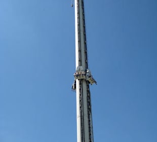 Freefall Tower