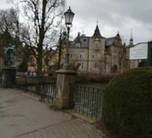 Blick zum Wasserschloss