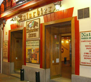 "Naturbier" an der "Plaza de Santa Ana"