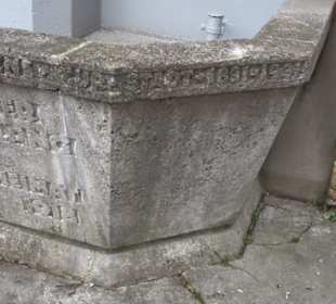 Gedenkbrunnen