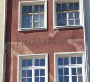 Entlang der Langen Brücke an der Mottlau