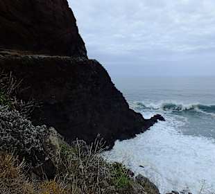 Oben führt der Weg weiter