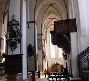 Blick in die Vorhalle