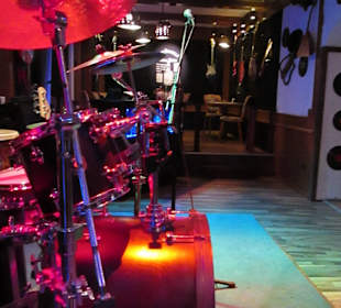 Pub Restaurant Piano