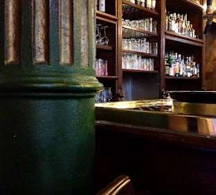 Leckere Weine und köstliche Gaumenfreuden!