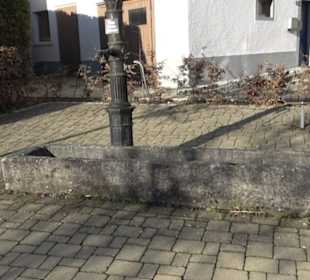Dorfbrunnen Meidelstetten