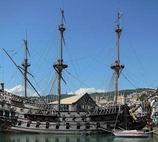 Galeone Neptuno/ alter Hafen