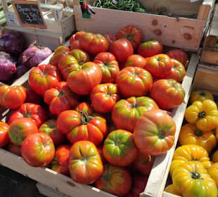 Impressionen vom Wochenmarkt Saint-Cyprien-Plage