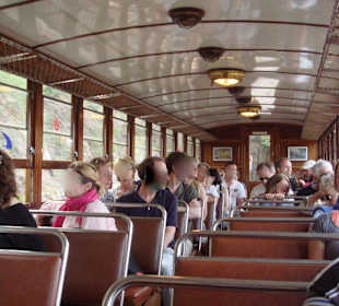 Schön renovierte Zugabteile