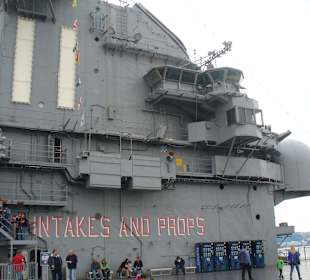 Auf der USS Intrepid