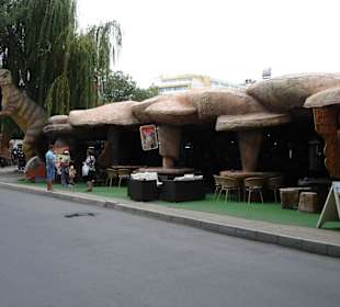 Dinobar