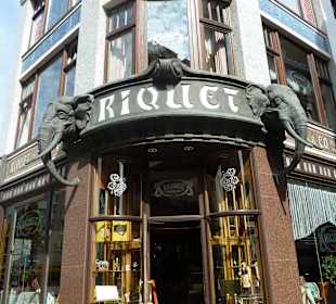 Eingang zum Kaffee