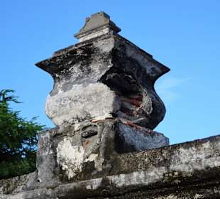 Rundgang über den alten Friedhof am Meer