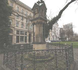 Bach-Büste im Park Dittrichring