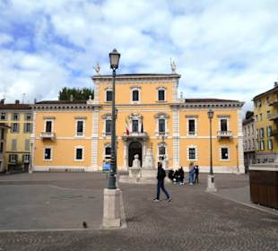 Piazza del Mercato
