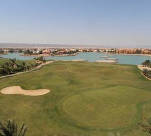 Blick vom Turm des Golfplatzes
