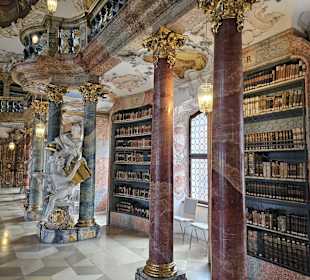 Bibliotheksaal