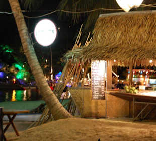 Baan Panburi am abend