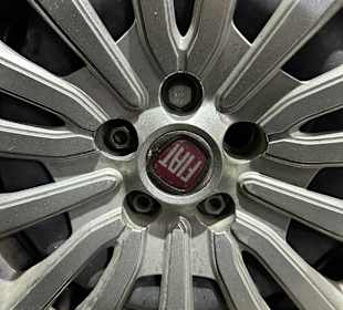 FALSCHE SCHRAUBEN IM REIFEN