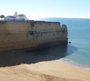 Praia Nova und Kapelle uns. lieben Frau vom Fels
