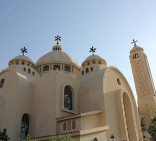 Die Kirche von außen