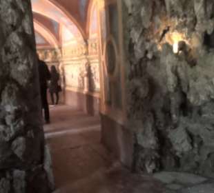 Asserspiele - Grotte - Vogelsang