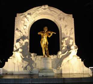 Johann Strauss Denkmal
