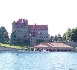 Thousand Islands - Singer Castle