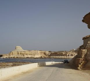 Xwejni Bay - von den Salt Pans aus gesehen