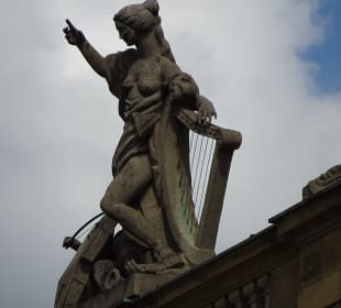  Neues Schloß