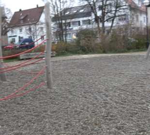 Mehr-Generationen-Spielplatz beim Schlösslesgarten