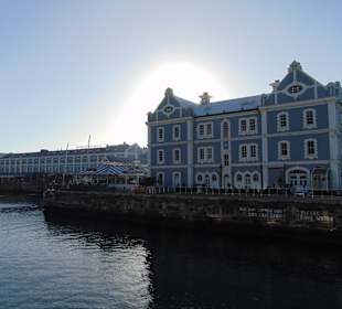 Alfred & Victoria Waterfront