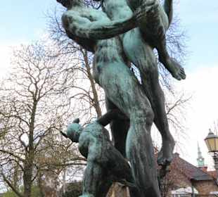 Figurengruppe auf der Schlossbrücke