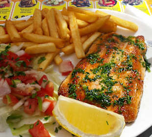 Gegrilltes Lachsfilet