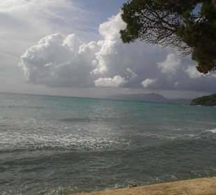 Strand von Panamonas (Westküste)