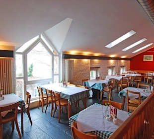 Café Kostbar Restaurant Obere Etage