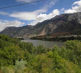 Shannon Falls Provincial Park