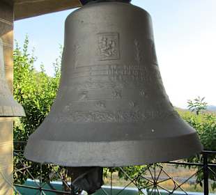 Glocken Klostergelände Moni Thari